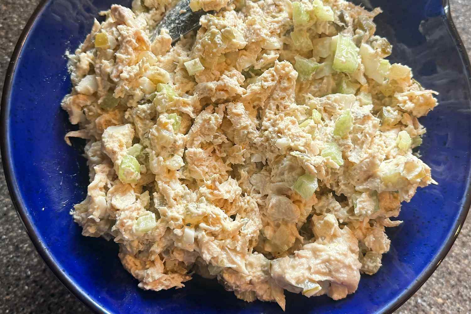 Der Hühnersalat meiner Südstaaten-Oma ist legendär – das ist ihre günstige ...