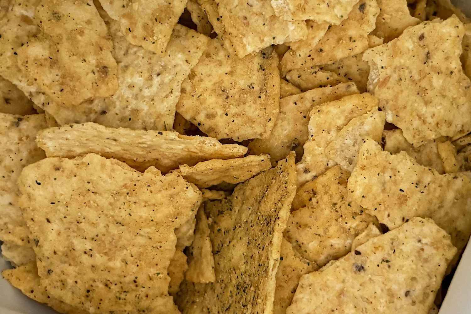 Tostitos’ New Tortilla Chip Flavor Is So Good, I Won’t Be Buying the ...