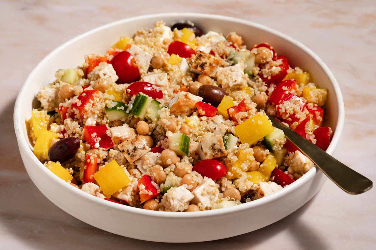 Sarah Michelle Gellar’s “Mediterranean” Chicken Salad Is So Good ...