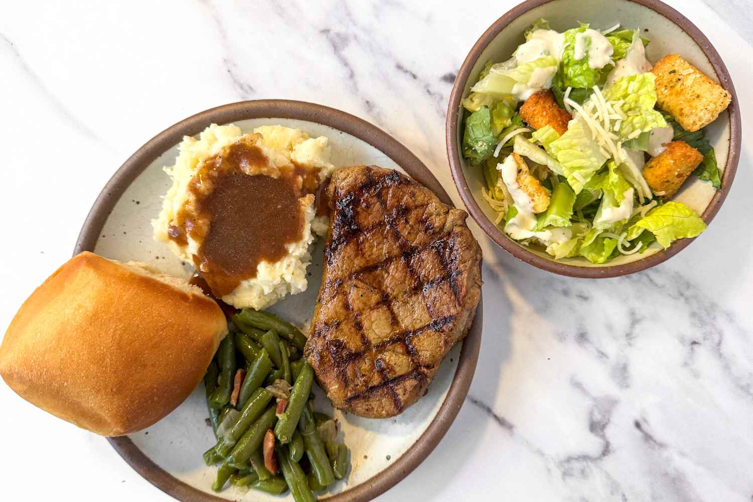 Yes, Texas Roadhouse “Family Packs” Are Worth the Hype — Here’s Why