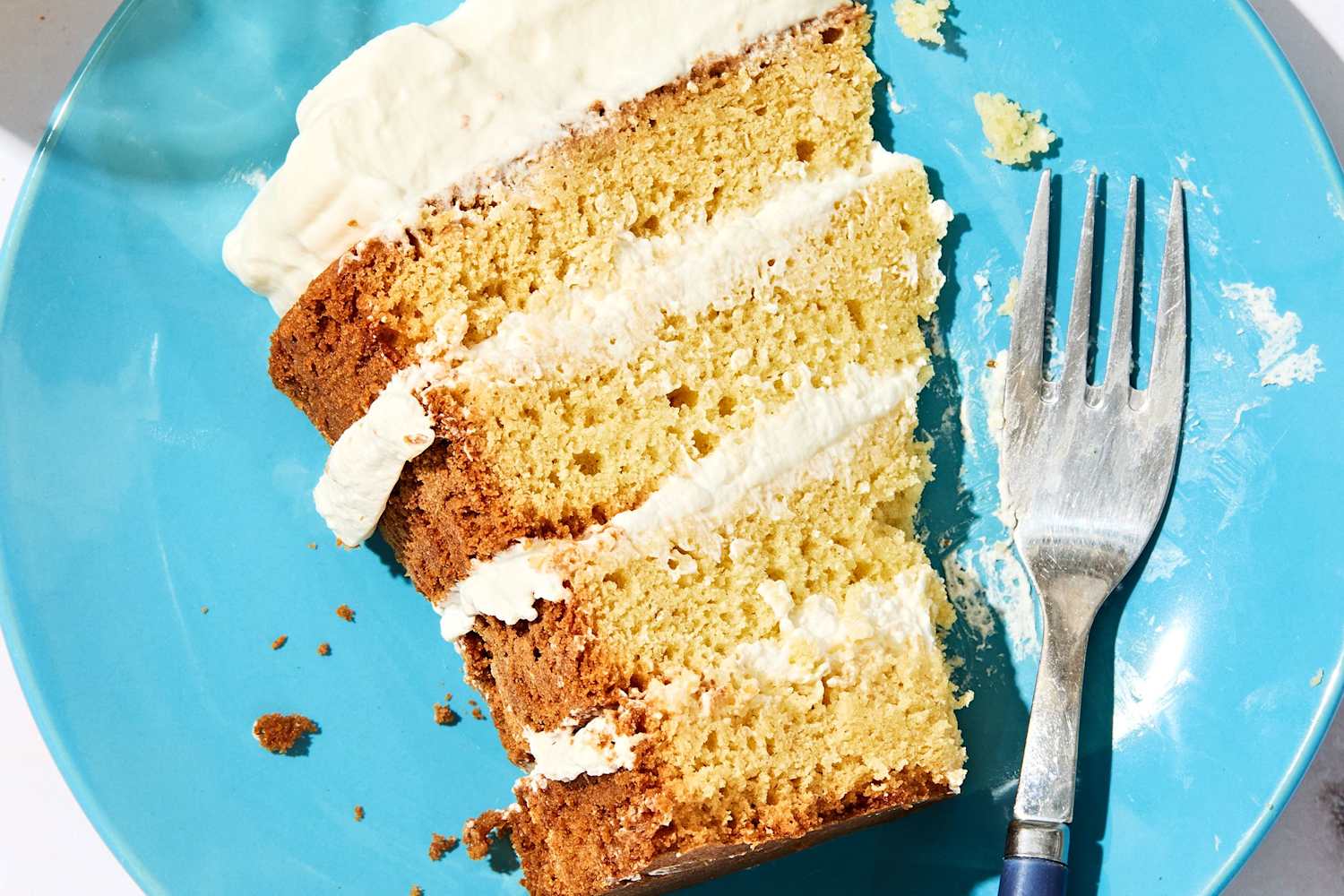 Reese Witherspoon Promises Her Cake Has the “Lightest” Layers with “Airy ...
