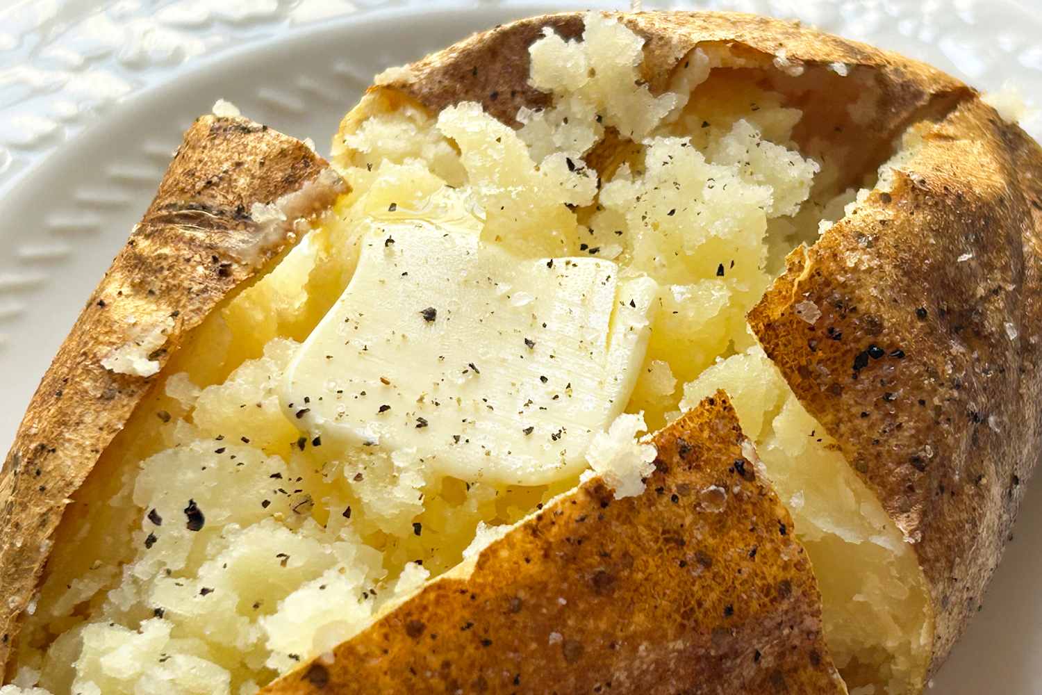 I Ditched Foil for My Baked Potatoes — Here Is the Steakhouse Secret to ...
