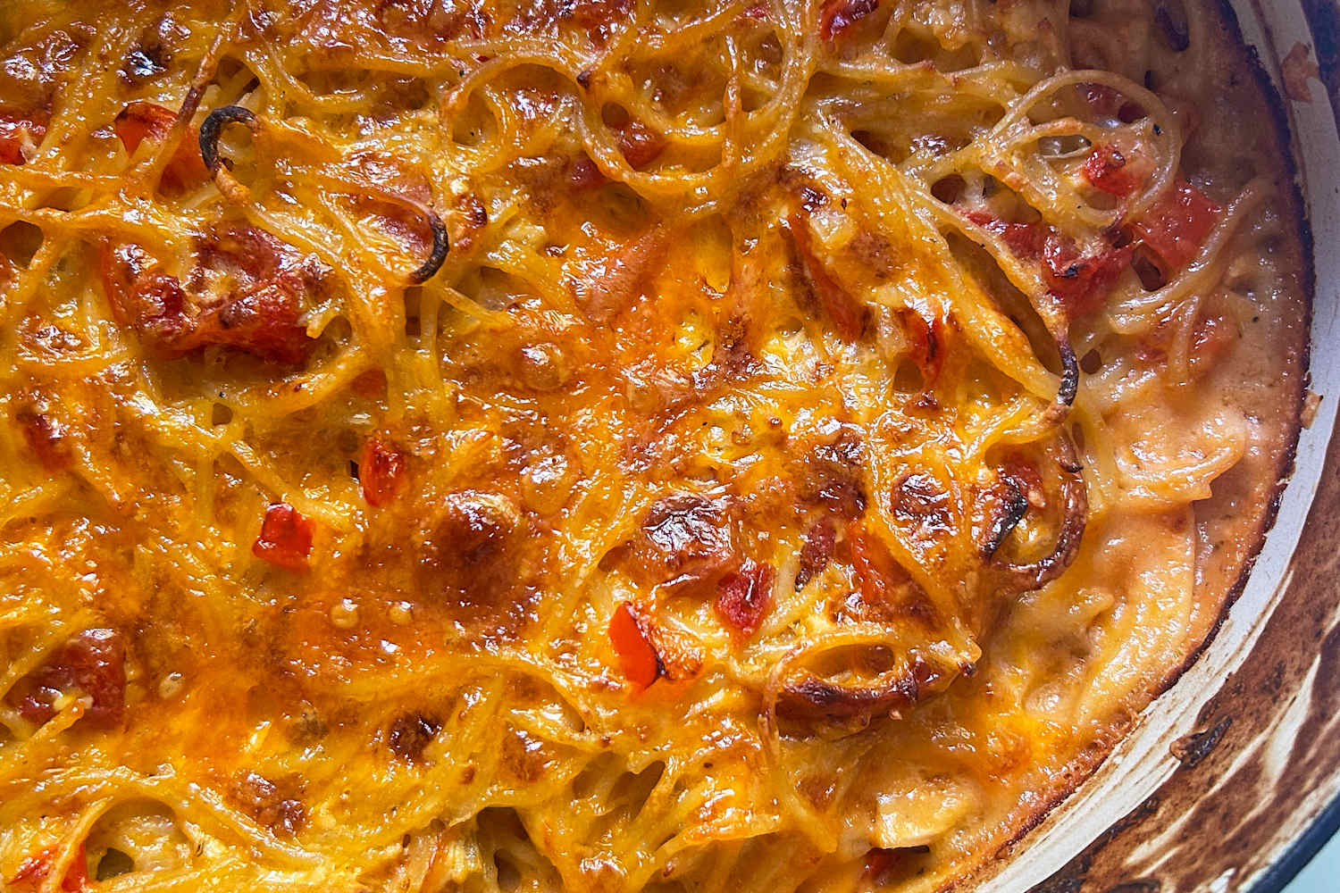 Diese überbackenen Spaghetti mit Käse sind sogar noch besser als Mac & ...