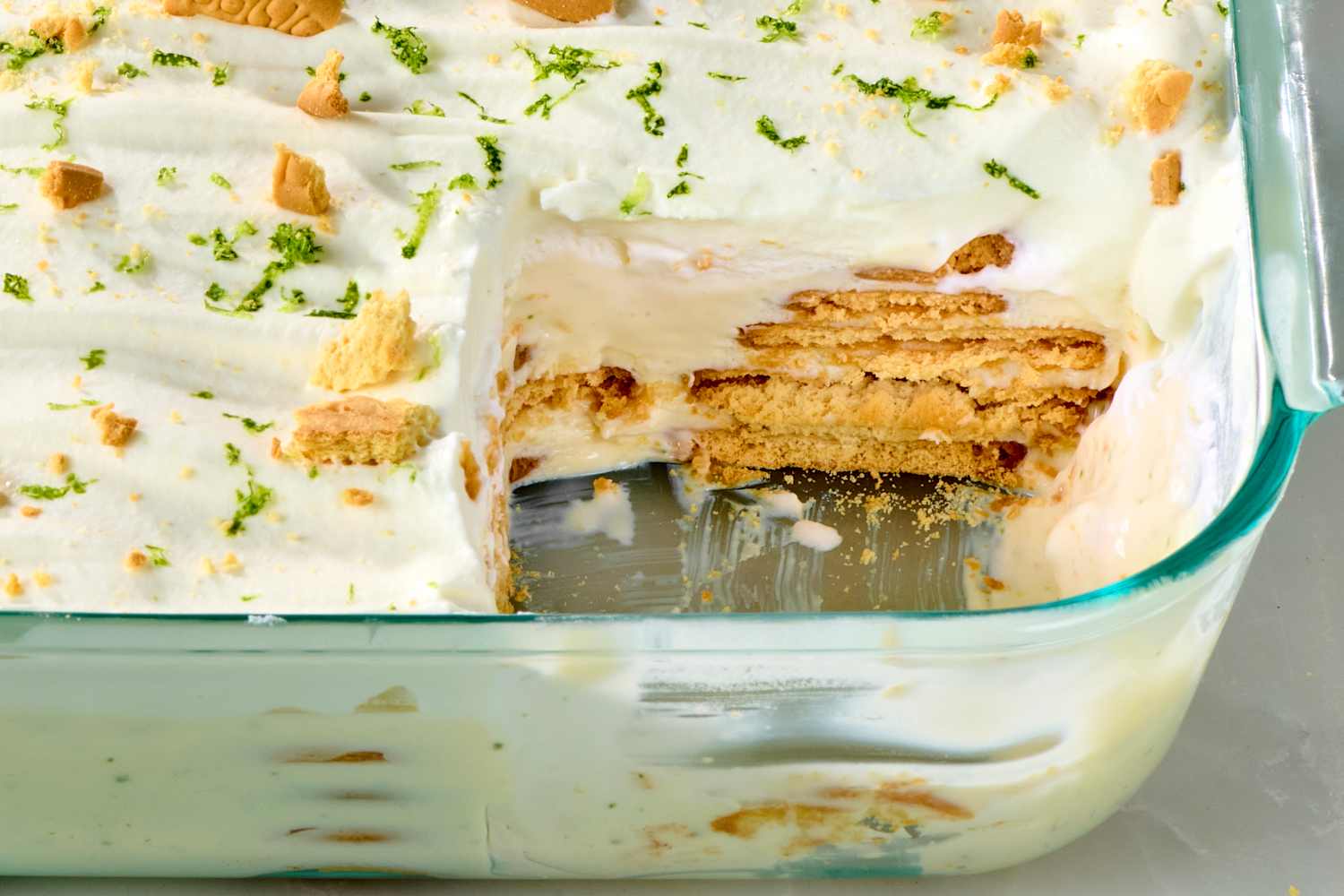 Dieser Zitronen-Eiscreme-Kuchen ist das No-Bake-Dessert meiner Träume