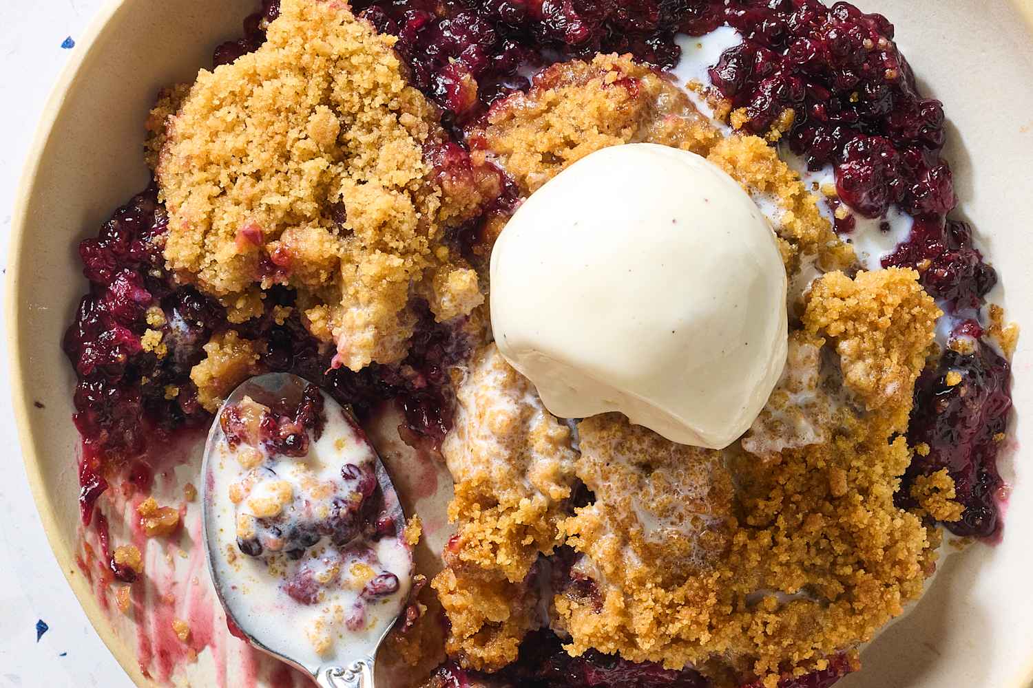 The Easy Old-Fashioned Summer Dessert That Disappears in Minutes at Every Gathering