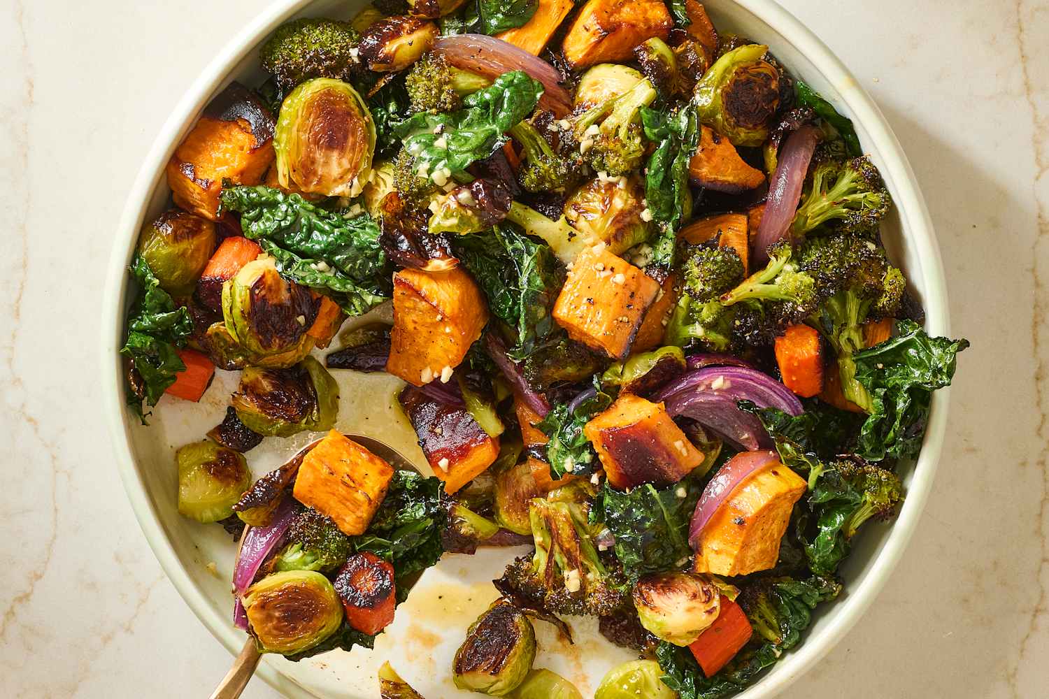 59 Easy Thanksgiving Salads Everyone Will Actually Eat