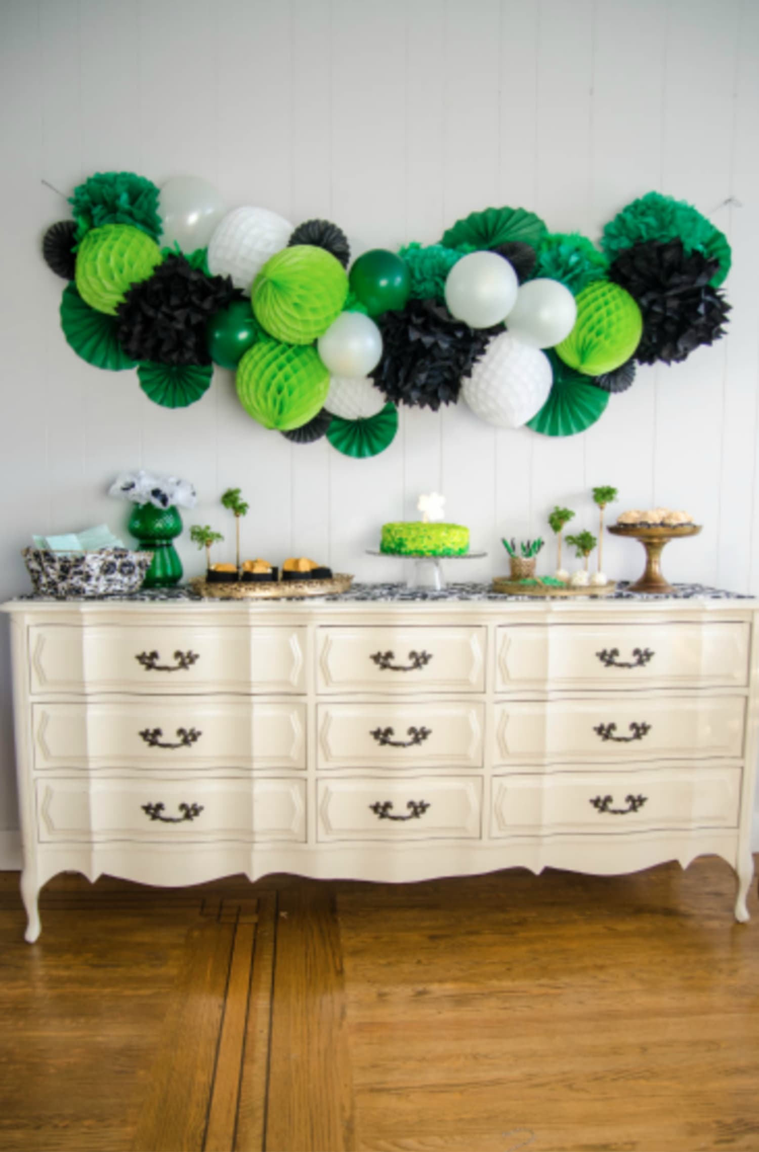 10 Fun St Patricks Day Decor Ideas Easy Decorations for St Patty's