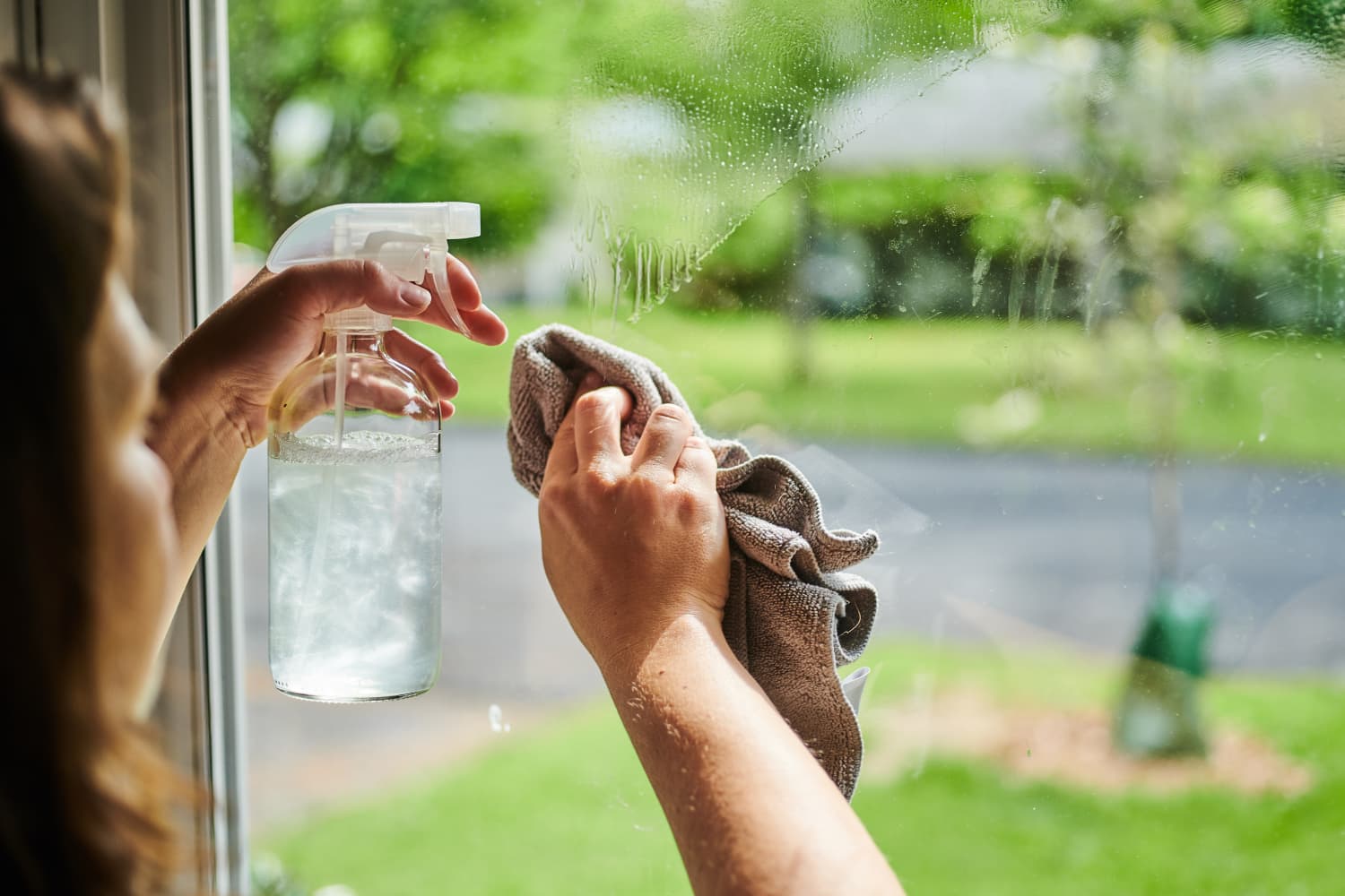 How to Clean Windows, Step by Step with Photos Apartment Therapy