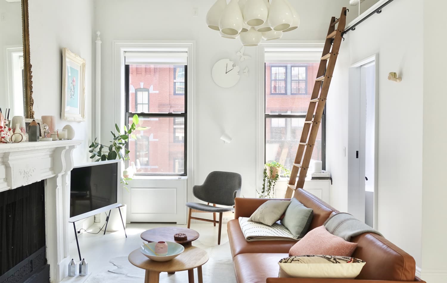 600 Square Foot Remodeled NYC Apartment Photos | Apartment ...