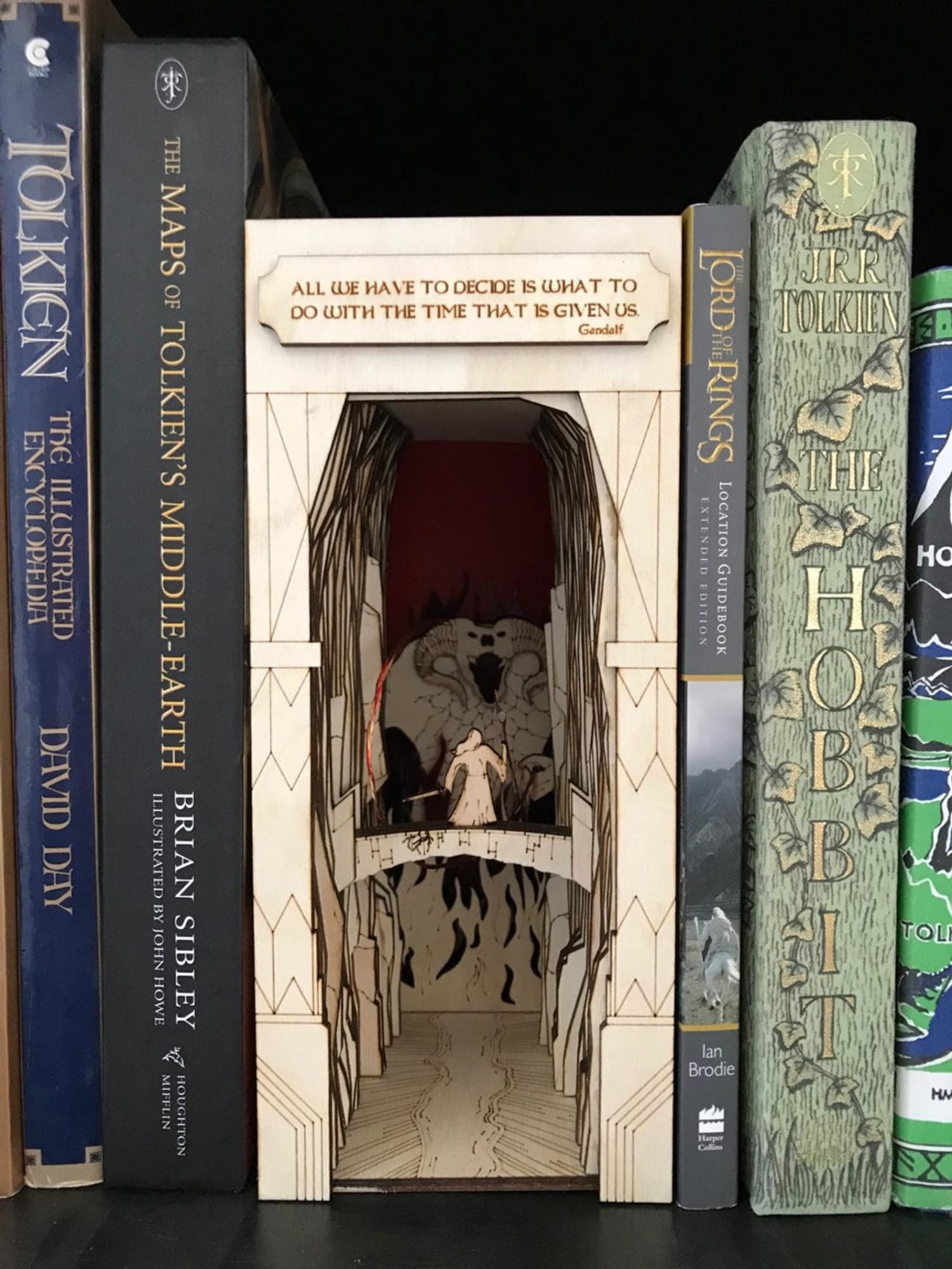 Book Nook Diy Kits Recreate Famous Scenes From Literature On Your Shelf Apartment Therapy