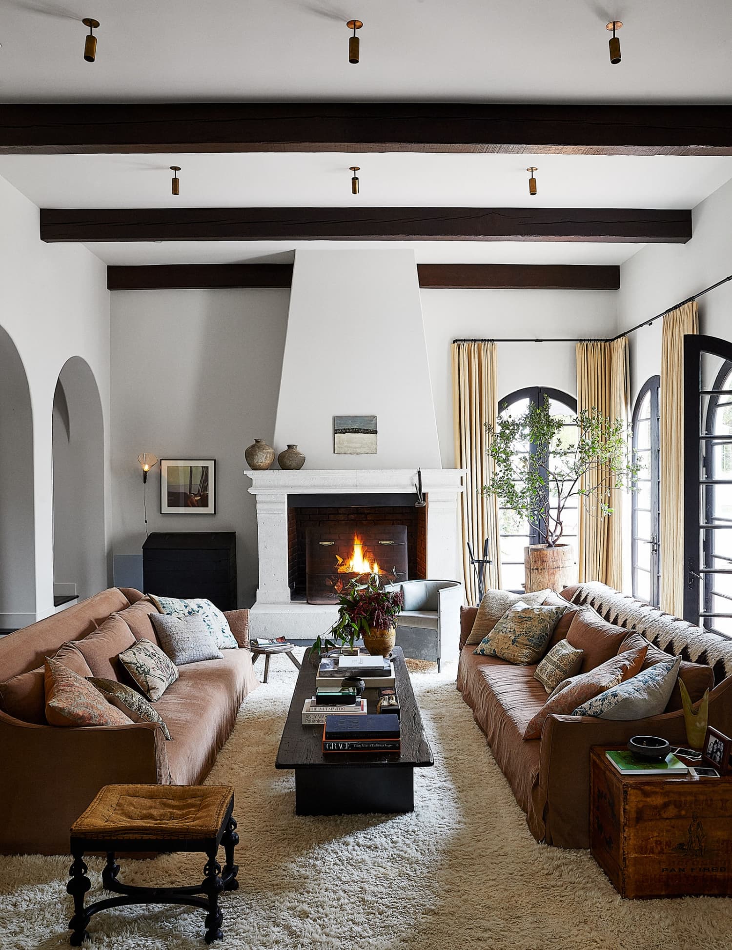 Kendall Jenner S Los Angeles Home Is A Place To Feel Super Calm Apartment Therapy