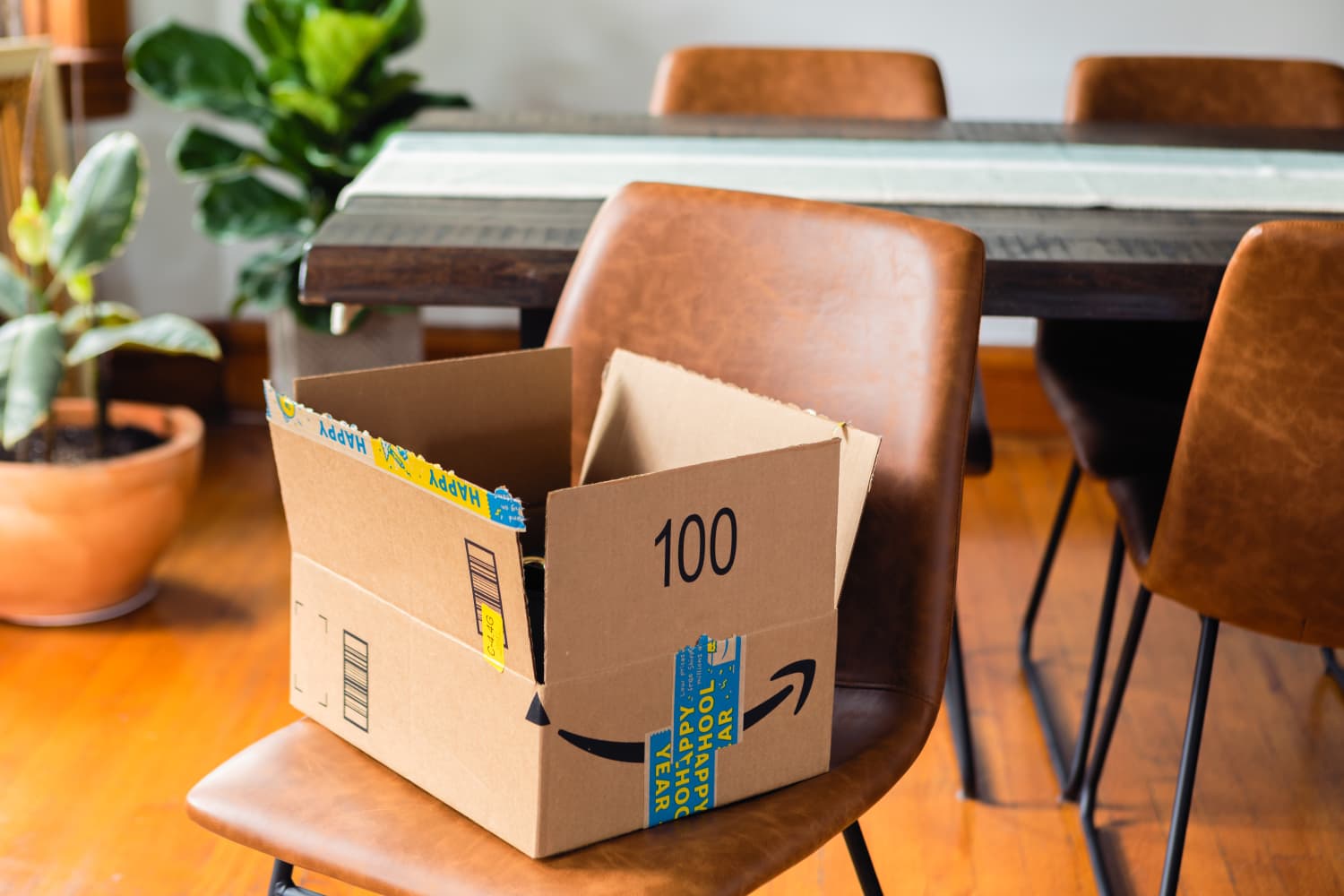 About Amazon's Free QR Code DropOff Returns Apartment Therapy