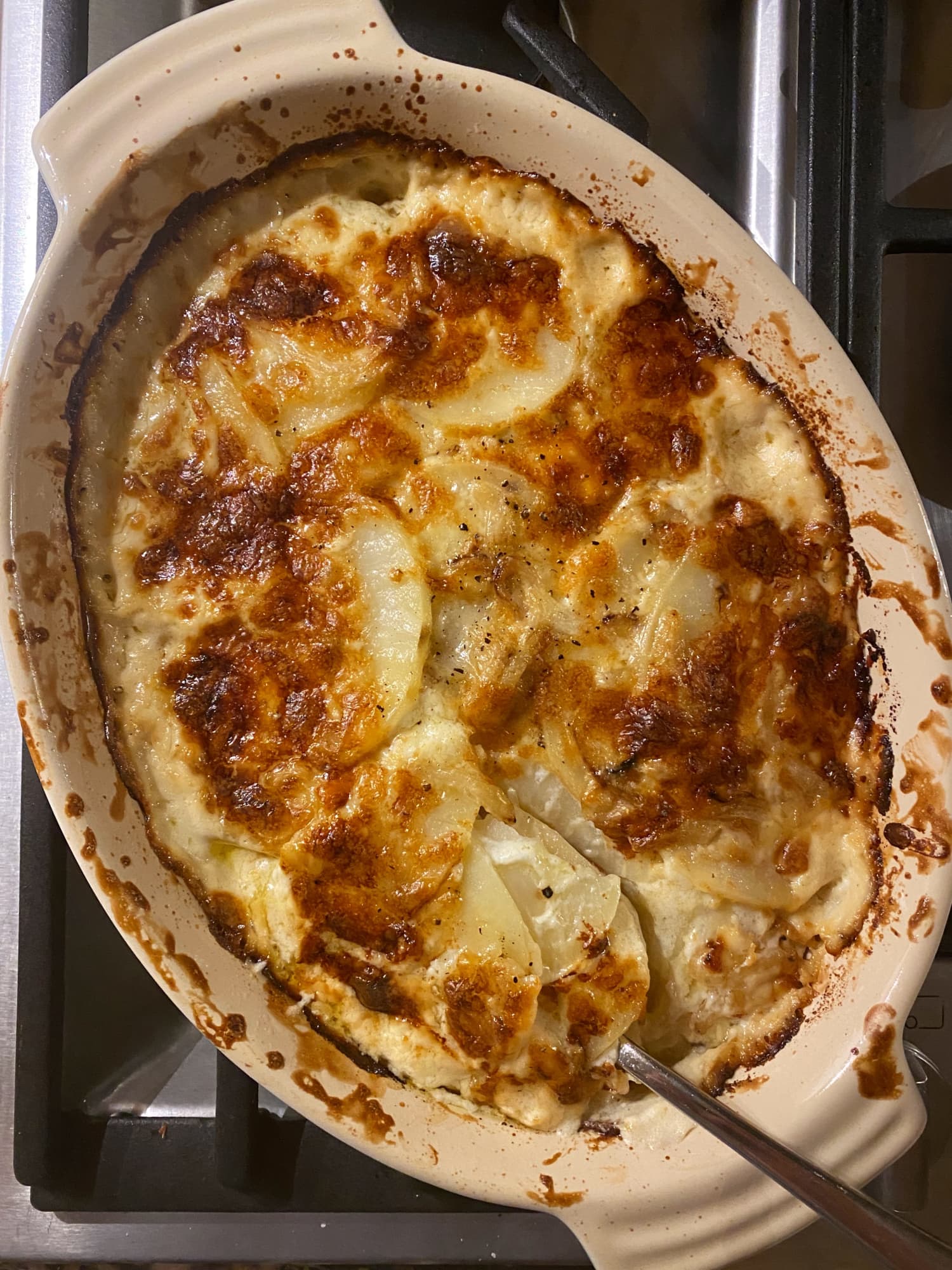 Ina Garten Recipes/Scalloped Potatoes : scalloped potatoes ina garten : Mix the sliced potatoes in a large bowl with 2 cups of cream, 2 cups of gruyère.