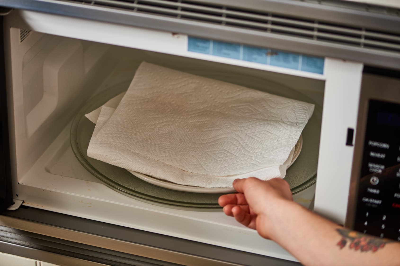 Stop Putting These In The Microwave Right Now. You've Been Warned