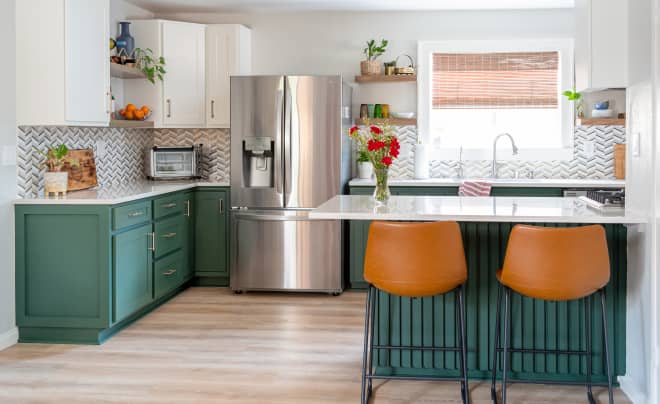 15 Gorgeous Two-Tone Kitchen Cabinet Ideas to Instantly Update Your Kitchen