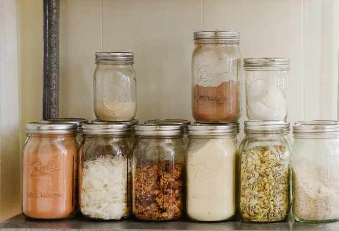 Ball’s Limited-Edition “Sunshine” Mason Jars Are Perfect for Summer Cooking