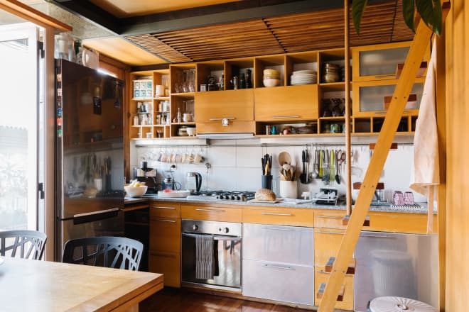 7 Easy Ways to Modernize Dated Oak Cabinets Without a Drop of Paint