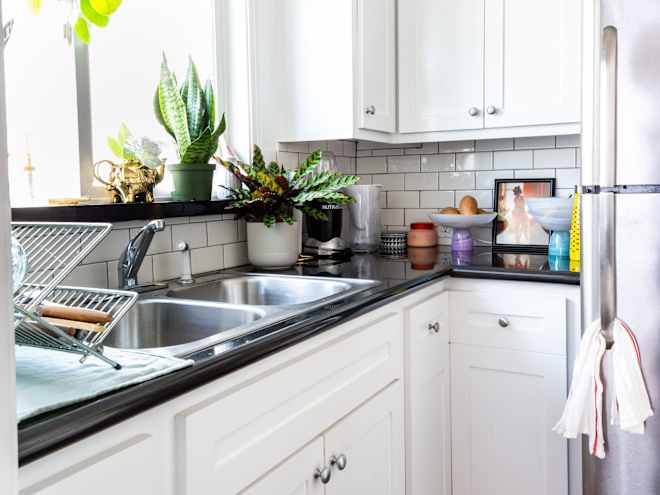 This $15 Amazon Find Declutters Your Kitchen Sink in Seconds