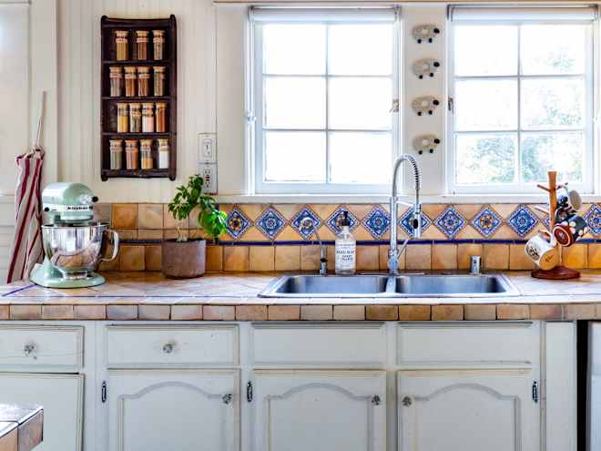 The Simple Trick to Make Peel-and-Stick Tile Look Twice as Luxe