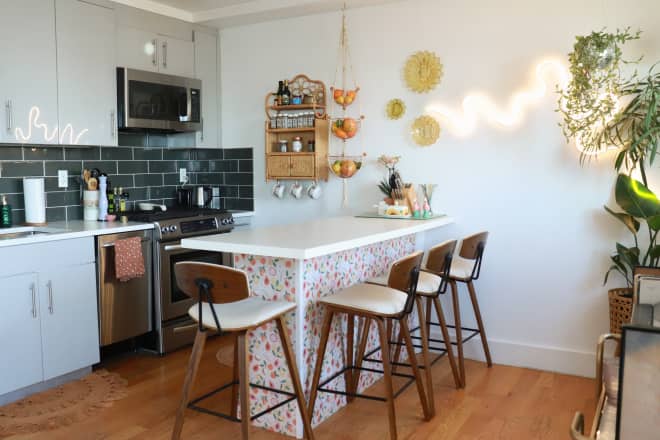 I Tried the "Weight Rule" for Decluttering in My Small Apartment