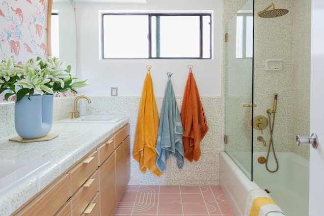 This Gorgeous $42 Towel Ladder Is a Brilliant Storage Gem
