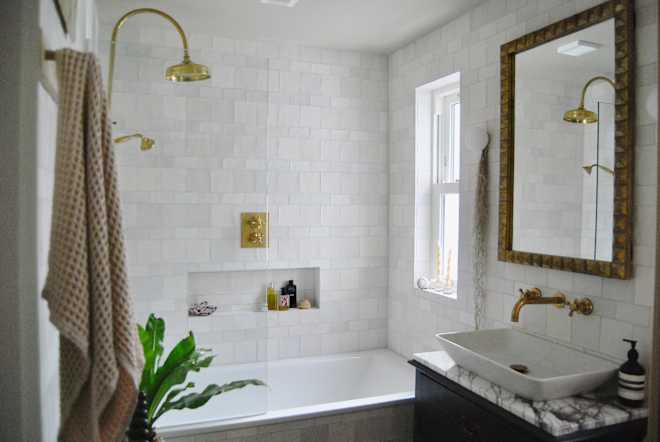 This Under-$50 Anthro Find Transformed My 33-Year-Old Bathroom