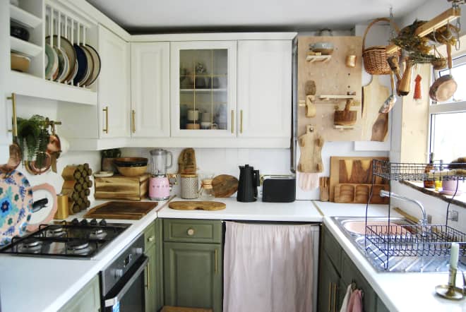 This “Clever” $18 Find Turns Unused Space into Extra Storage (It’s on Sale&;#33;)