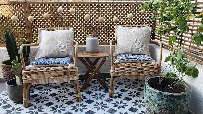 This Small Garden Pot Upgrade Adds Major Old World Style to Your Patio