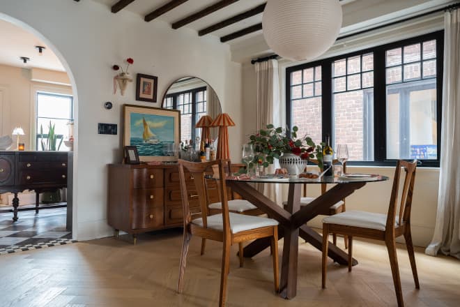 The Best Pedestal Dining Tables to Shop Right Now