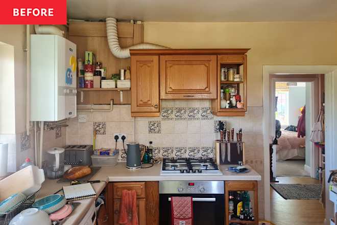 Before & After: “Incredibly Outdated” ‘80s Oak Cabinets Get a Bold Retro Makeover (It’s So Colorful!)
