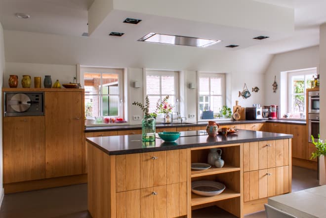 6 “Quiet Luxury” Kitchen Features Increasing Home Value the Most in 2025