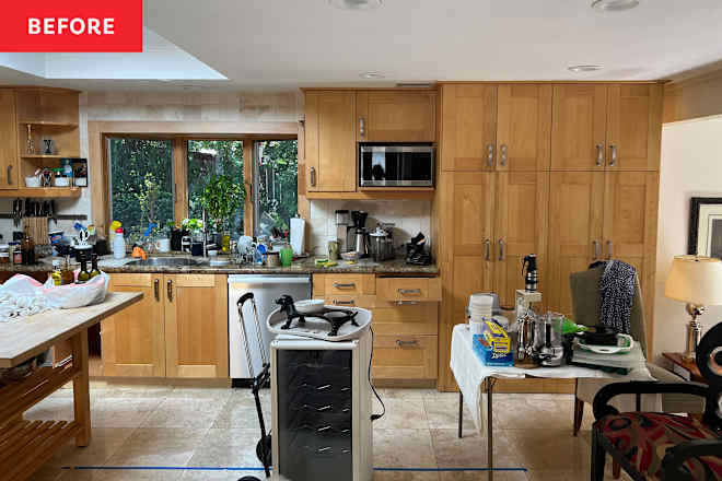 A Dated Kitchen With Yellow Wood Cabinets Becomes a Bright, Airy Space