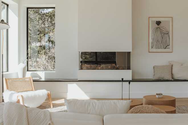 What Is Japandi Style? A Guide to This Organic, Minimalist Design
