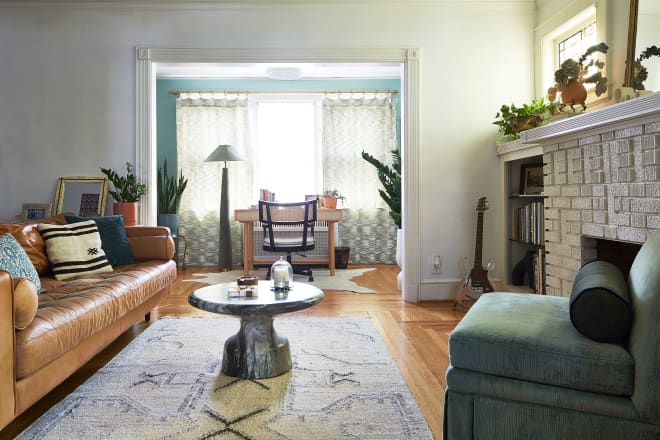 Anthropologie’s Viral Light Looks Like It Belongs in a Paris Apartment