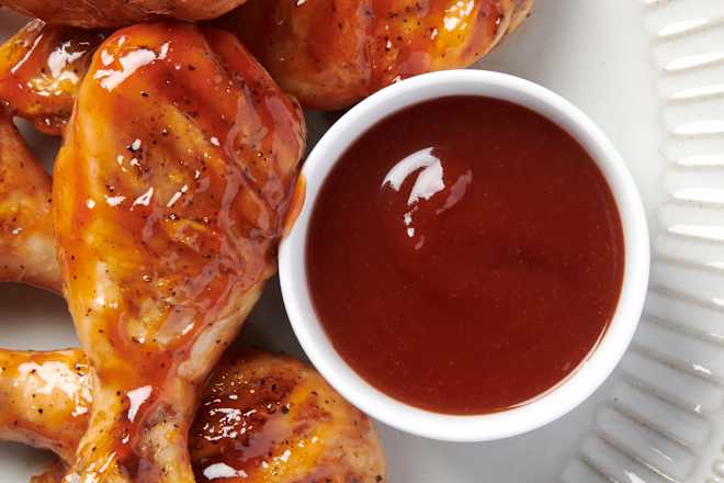 14 Jarred Sauces Our Editors Buy on Repeat (They Save So Much Time on Meal Prep)