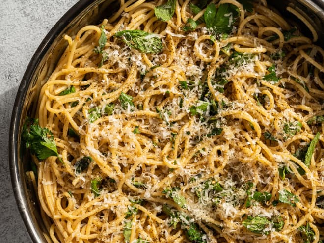 My Favorite Spice to Make Buttered Pasta Taste Absurdly Delicious