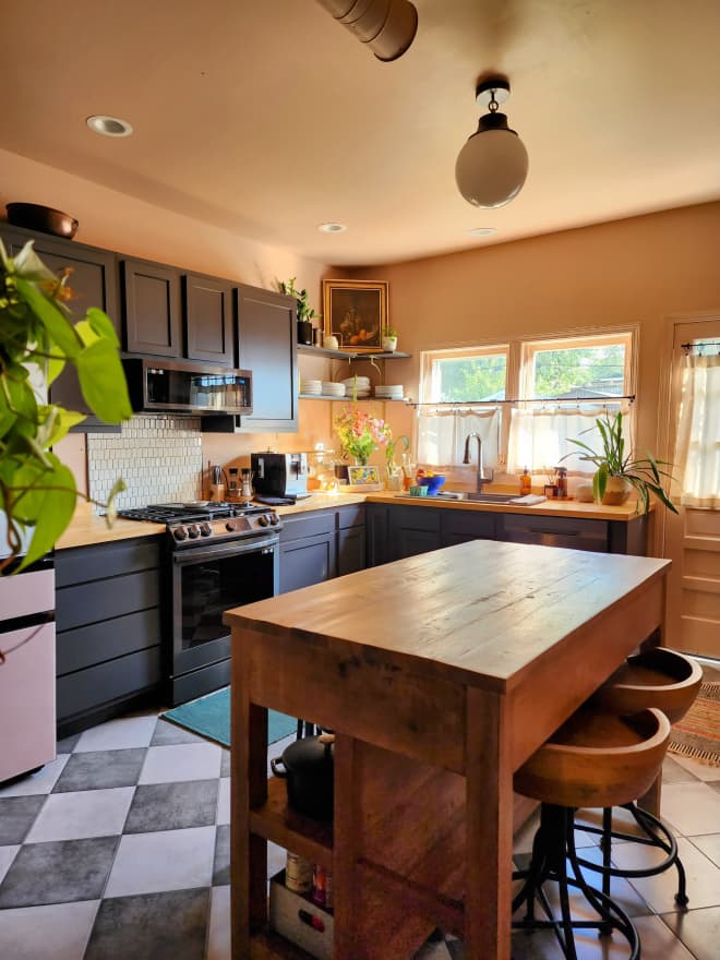 How I Downsized from a Walk-in Pantry to Only a Few Cupboards (Without Losing Any Essentials)