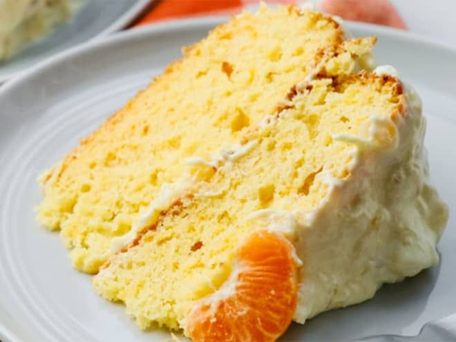 I Tried the South's Most Beloved “Pig Pickin’ Cake”
