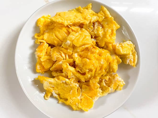 My Dad’s Bizarrely Delicious Trick for Scrambled Eggs