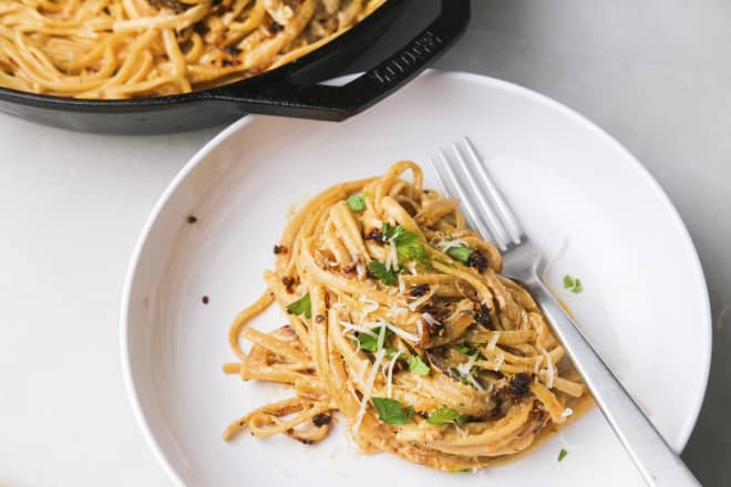 This Viral Caramelized Onion Pasta That Has Over 20 Million Views Is So Good