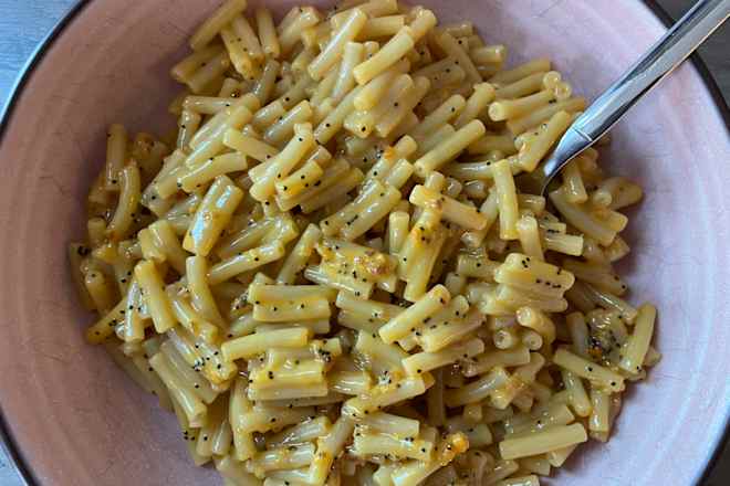 I Tried Kraft’s New Limited-Edition Mac & Cheese, and I Totally Get Why People Are Already Pre-Ordering Boxes