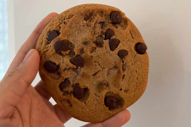 Chips Ahoy Just Launched a New Chocolate Chip Cookie and It Tastes 3x Better Than the Original (I’m All in!)