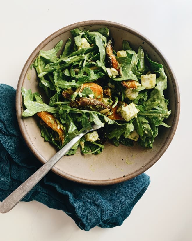 This Salad Dressing Recipe Is So Good, It Changed the Way I’ll Make