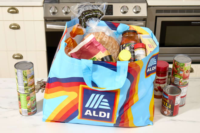 10 Little Luxuries (for $5 or Less!) to Pick up at Aldi for Valentine’s Day