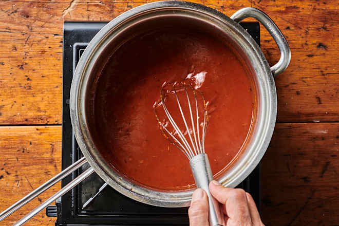 Psst ... All-Clad's Popular Ragu Pan Is Back in Stock (It's on Sale!)