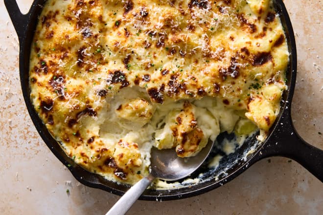 This 6-Ingredient Gnocchi Alfredo Skillet Is My Kid's Most Requested Dinner