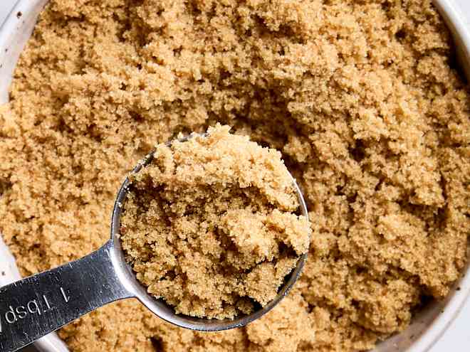 This Baking Gadget Helps Keep Your Sugar Fresher for Longer