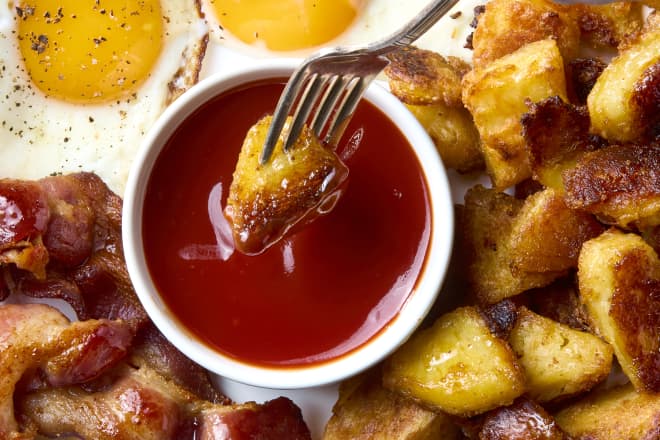 &;quot;Breakfast Sauce&;quot; Is So Magical‚ I&apos;m Finding Excuses to Put It on Everything