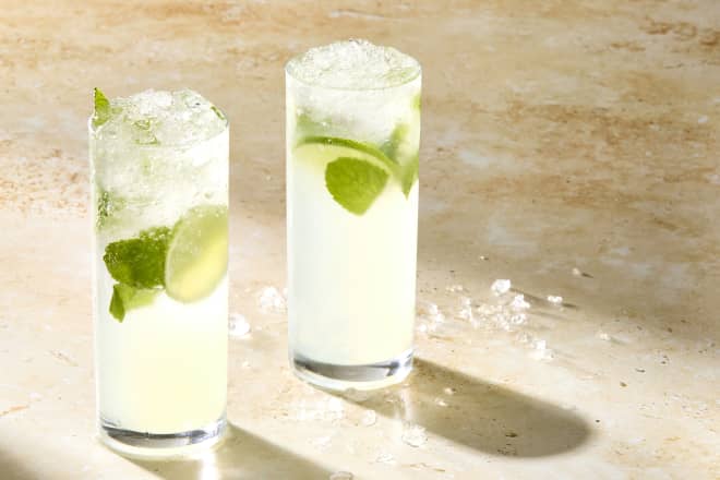 Our Favorite Nugget Ice Maker Is at Its Lowest Price Ever Today ($200 Off!)