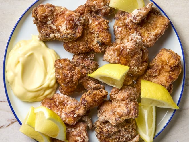 This Impossibly Crispy Japanese Fried Chicken Can Be Yours In Just 30 Minutes
